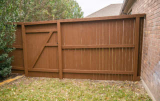 Hendrick Painting - Wooden Fence Refinish and Stain Westover Hills, Texas 001